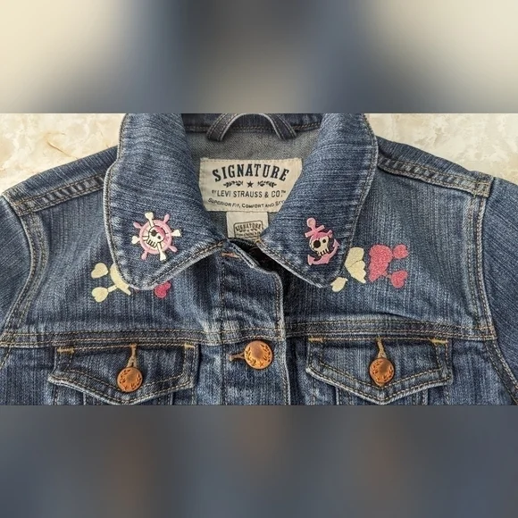 Levis Signature Women’s Jean Jacket Size S - Picture 5 of 16